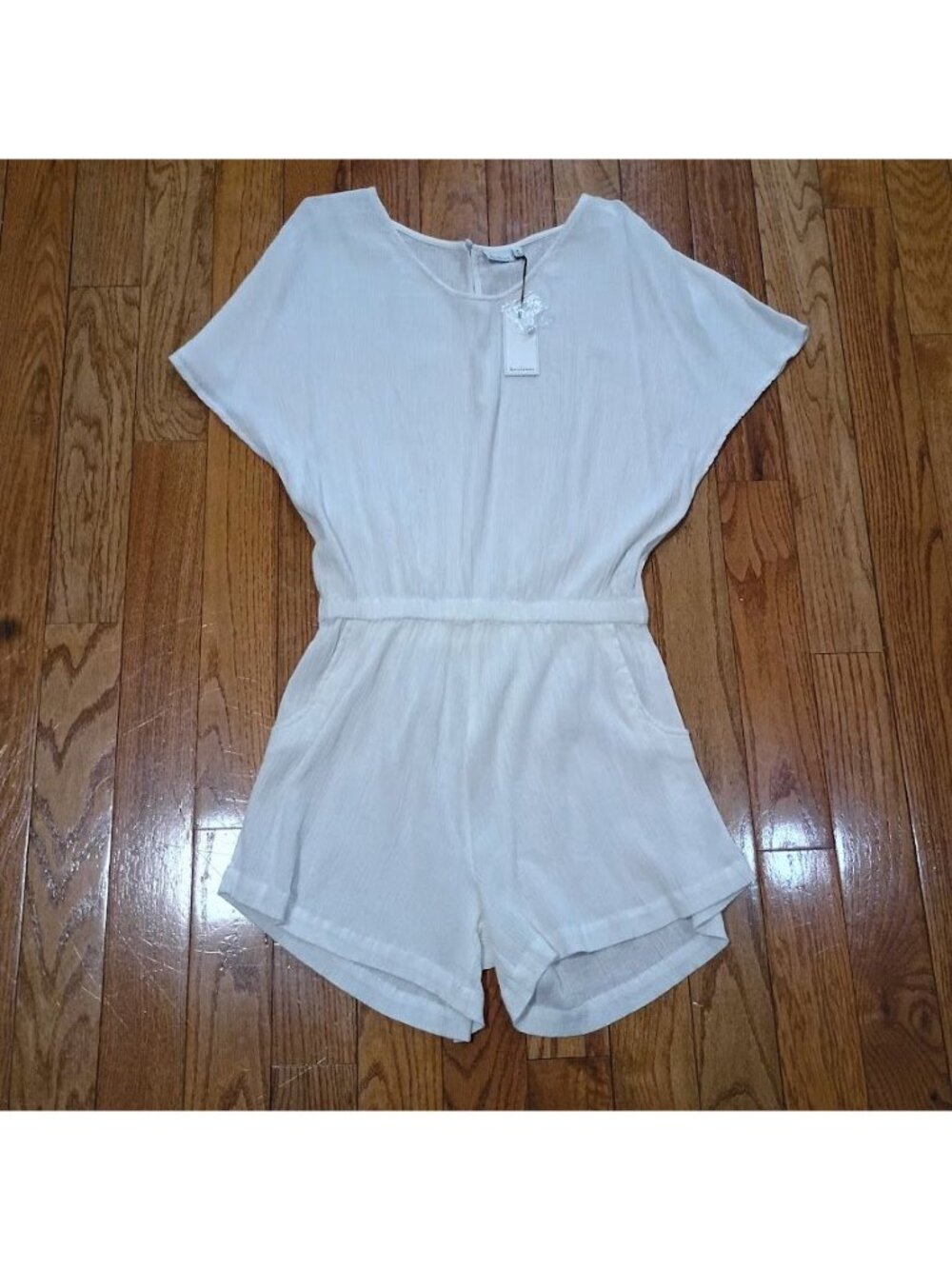 Hermoza Womens White Short Sleeve Romper Lightweight Medium Size M - Picture 4 of 11